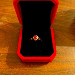 Ladies Ruby & Diamond Ring
